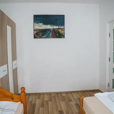 Ristovic Врнячка-Баня