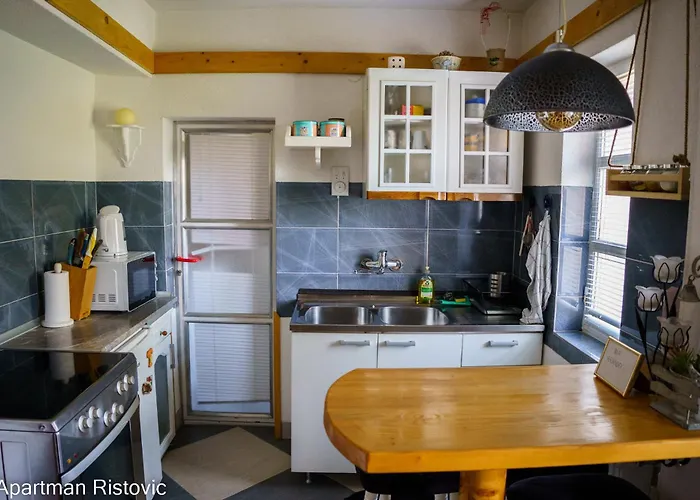 Lägenhet Ristovic
